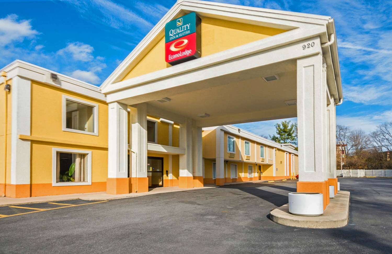 Econo Lodge Hagerstown 38/42