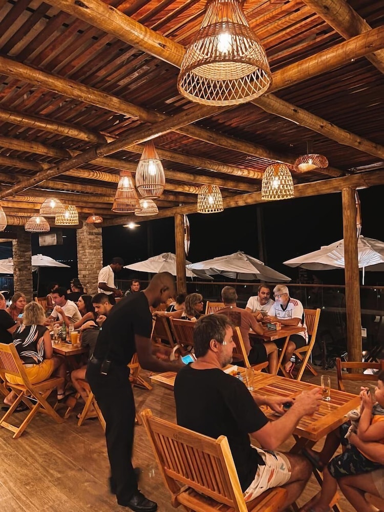 Pier Beach Hotel 59/68