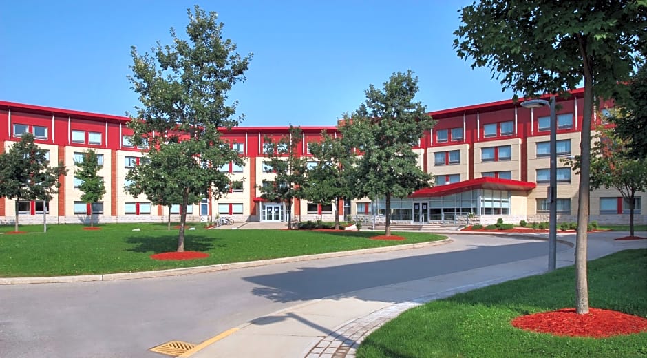 Residence & Conference Centre - Oakville 27/29