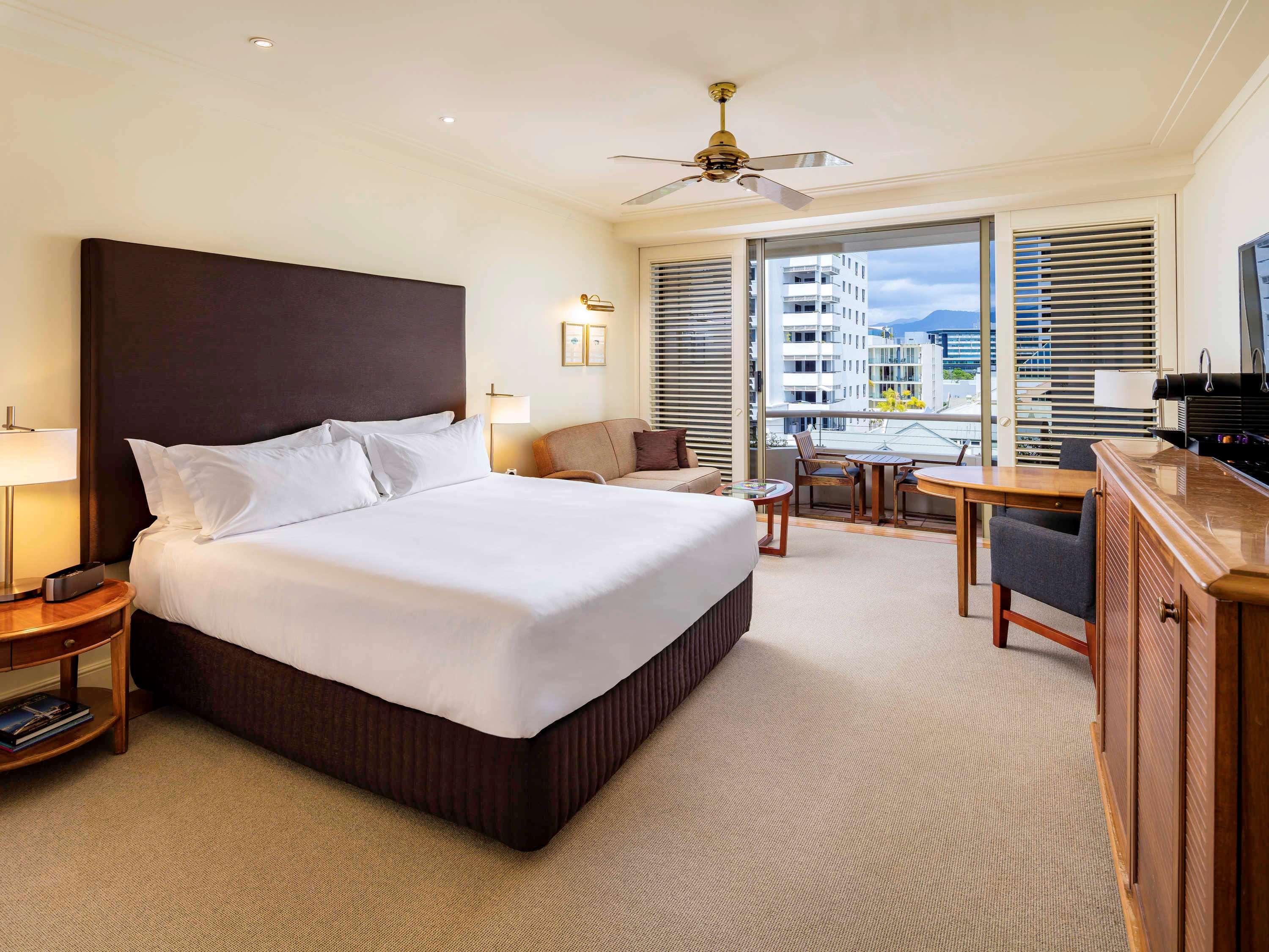 SPA, PREMIUM, DELUXE, SINGLE, TWIN BEDS, WATER VIEW