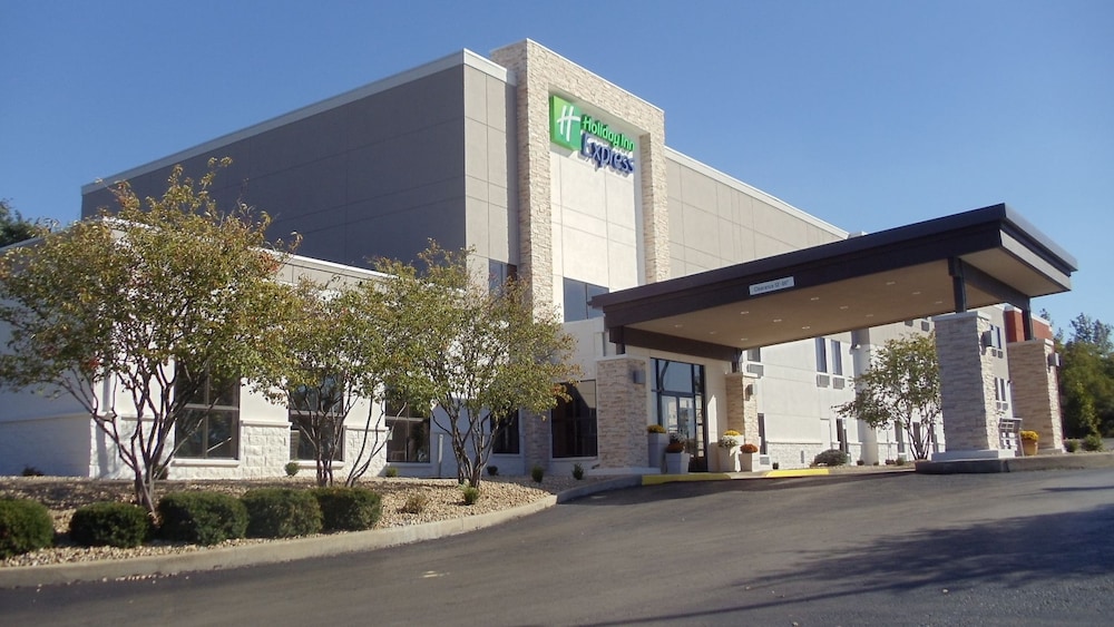 Holiday Inn Express Cloverdale(Greencastle) 50/59