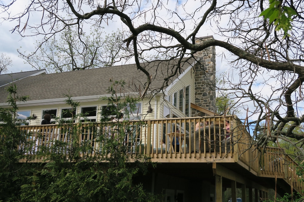 Battlefield Bed &amp; Breakfast Inn 3/76