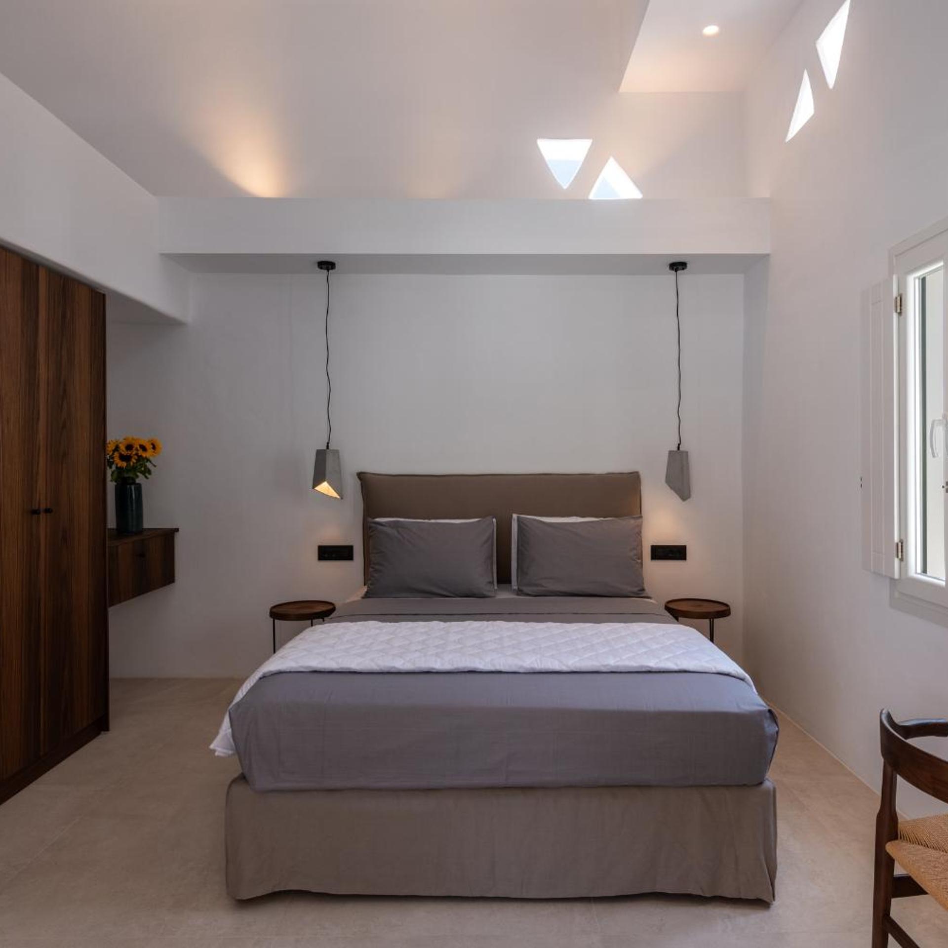 Room, Quadruple