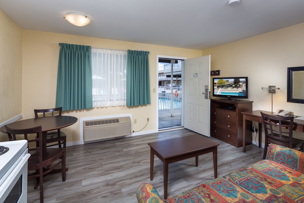 Siesta Suites 43/68