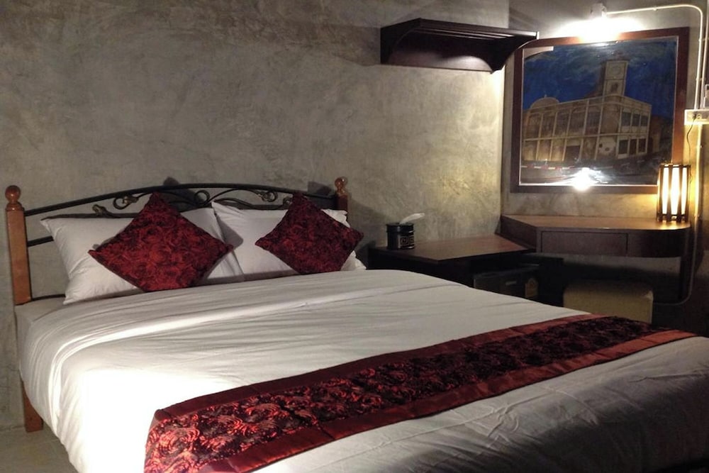 Beehive Phuket Old Town - Hostel 24/64