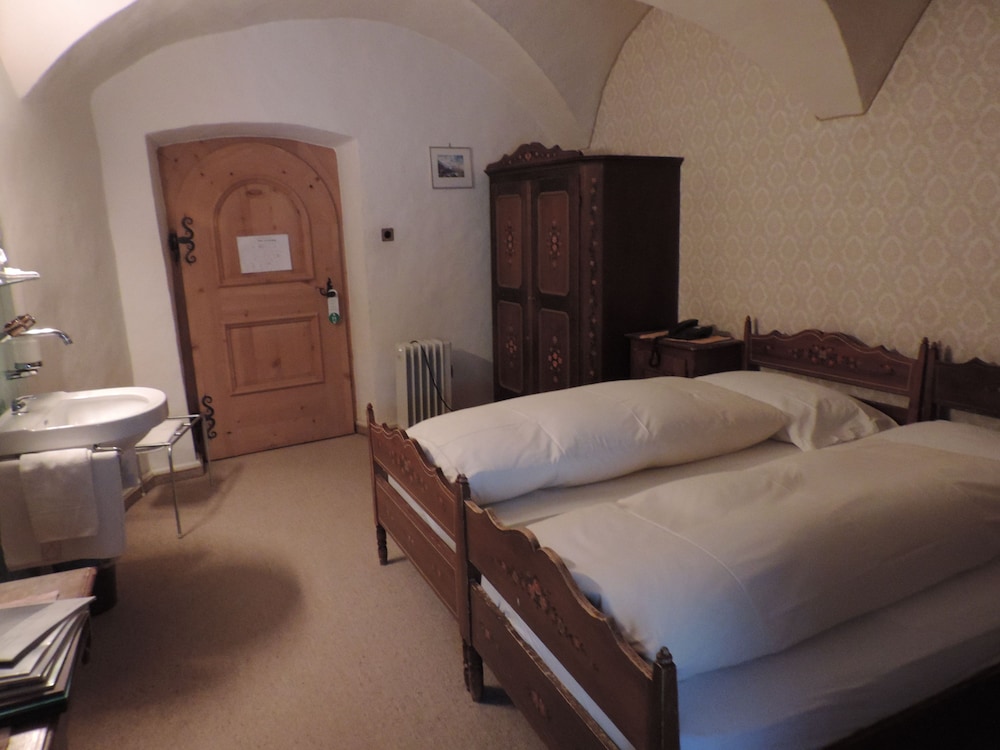 Hotel Klarer 18/39