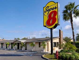 Super 8 By Wyndham Lantana West Palm Beach 28/34