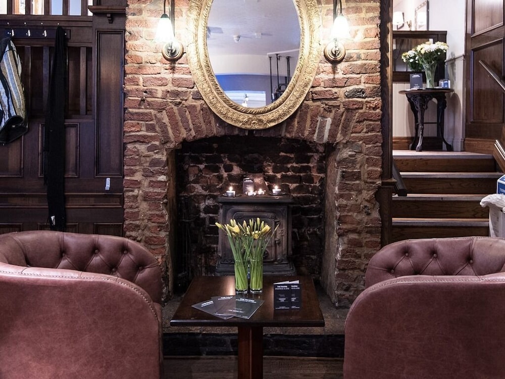 The Tavern Steakhouse And Lodge 40/54