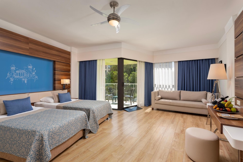 Limak Atlantis Deluxe Hotel & Resort 14/46