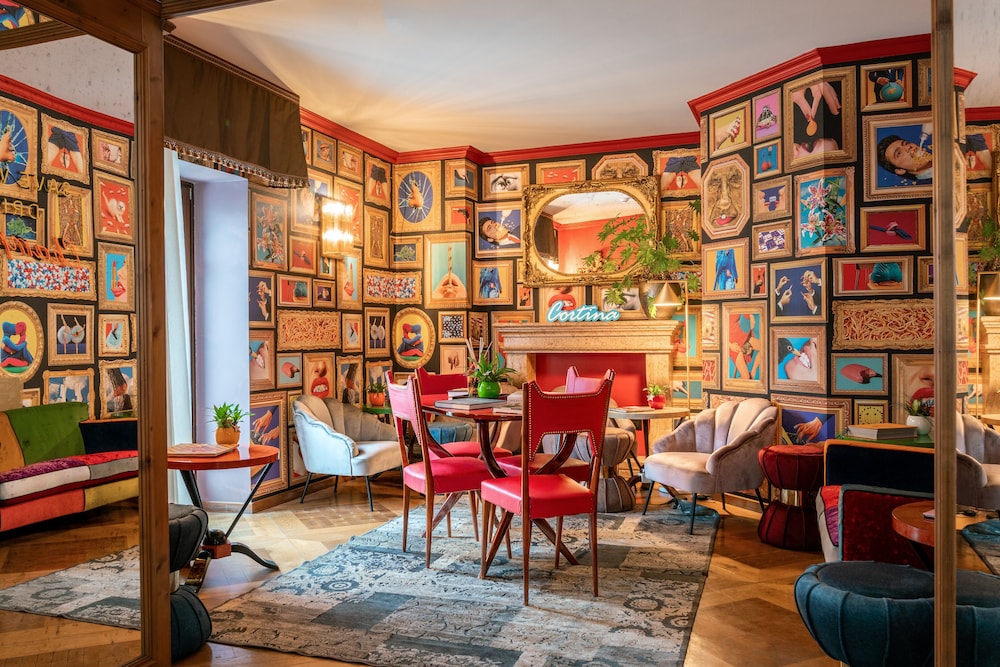 Ambra Cortina Luxury Fashion Boutique Hotel 39/55