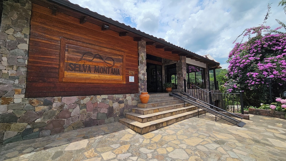 Hotel Selva Montana 8/74