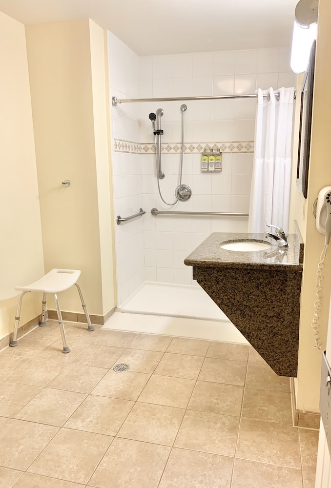 Staybridge Suites Albuquerque Airport 14/59