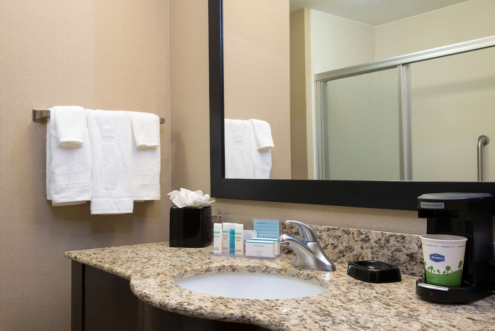 Hampton Inn Suites Crawfordsville 15/51