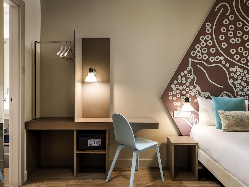 Ibis Styles Barcelona Centre Hotel 48/73