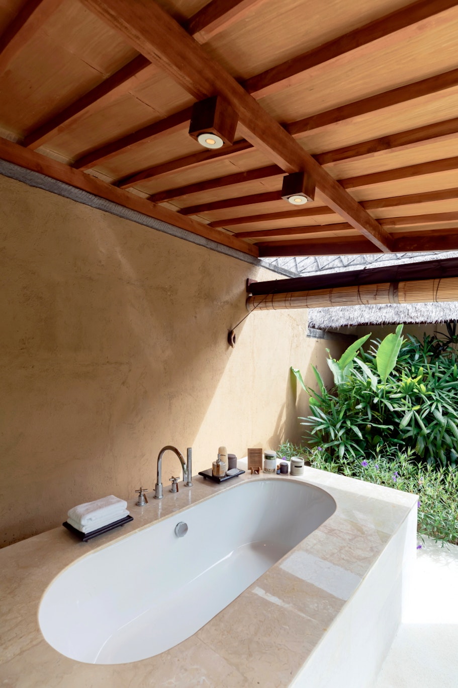 REVIVO Wellness Resort 42/45