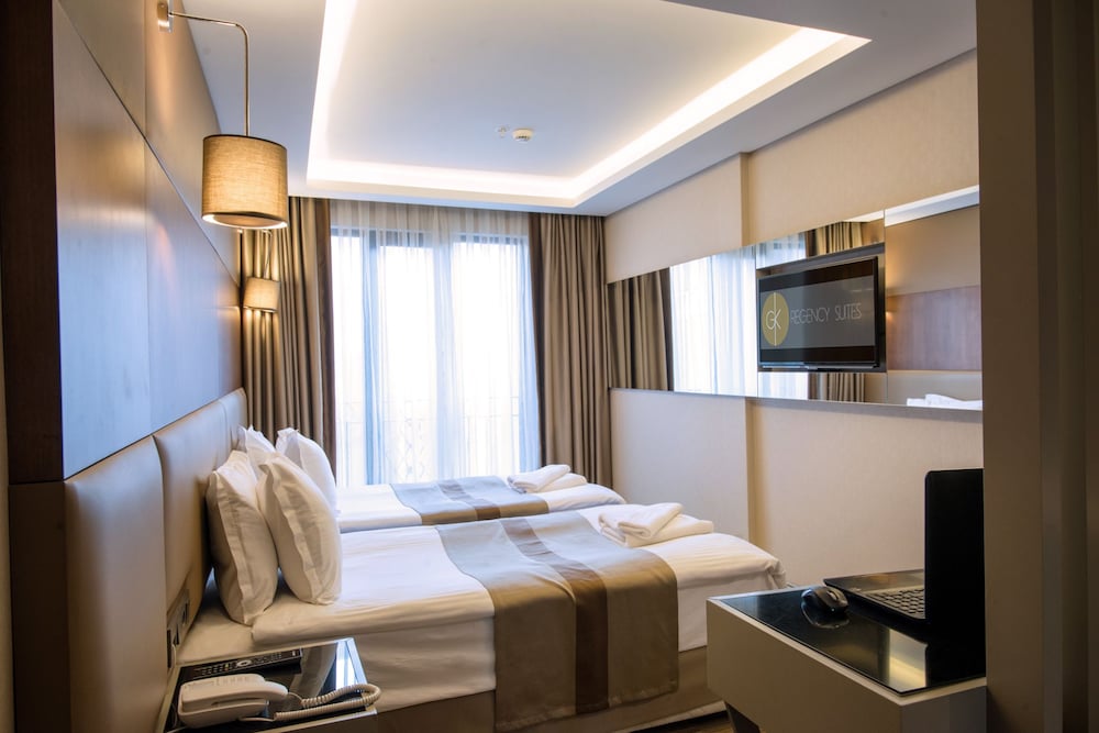 Gk Regency Suites Hotel 23/54