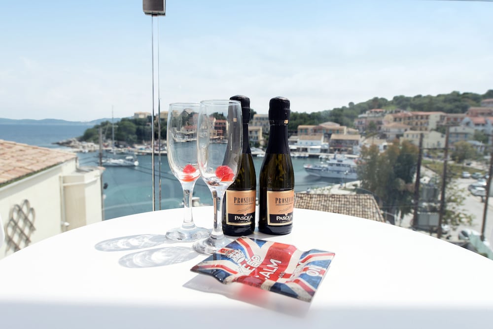 Melina Bay Boutique Hotel 54/60