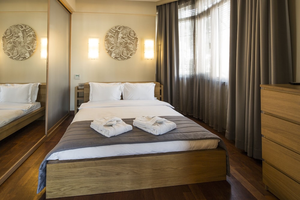 TAKSIM, AVENUE, SUITE, PARK VIEW