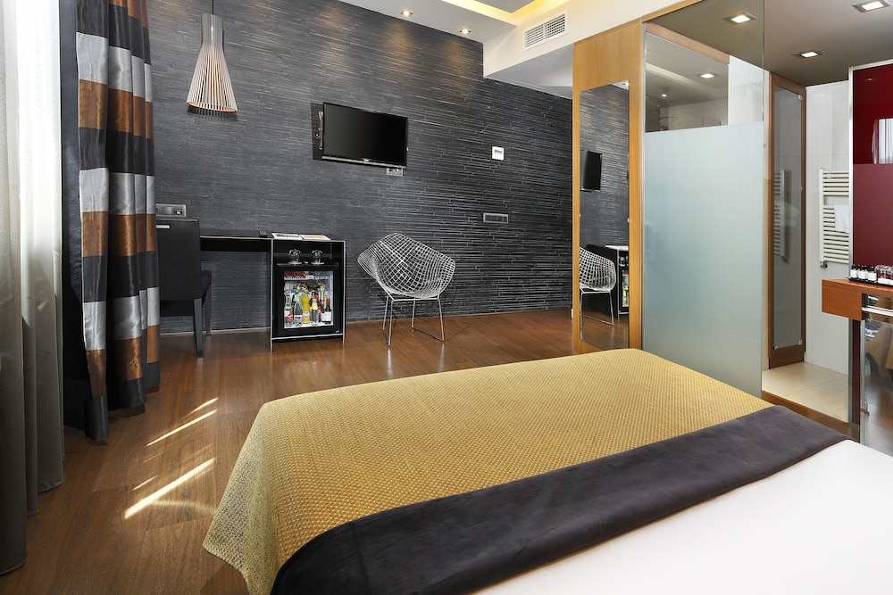 WILSON BOUTIQUE HOTEL 41/64