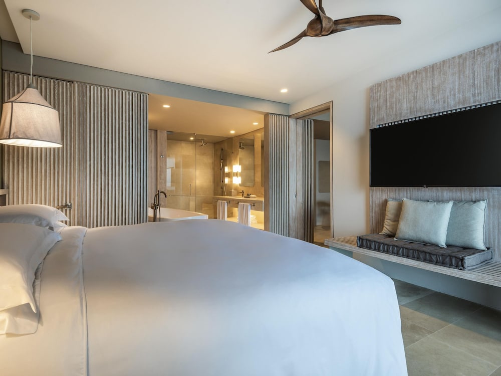 Prestige, Suite