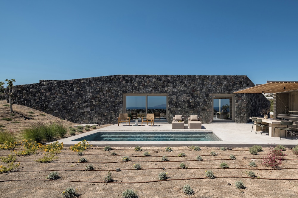 Aesthesis Boutique Villas 46/50