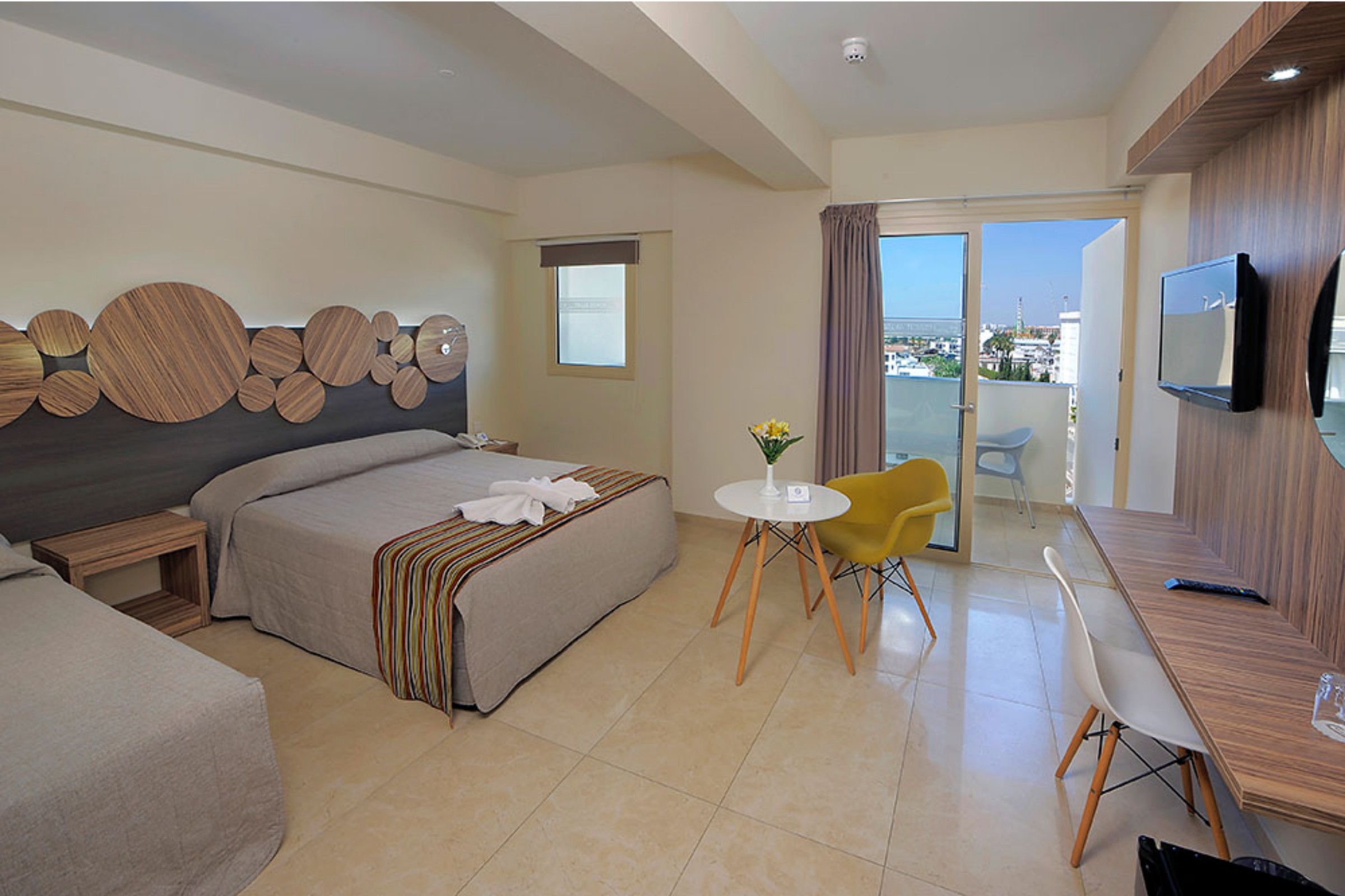 Family Room Inland View