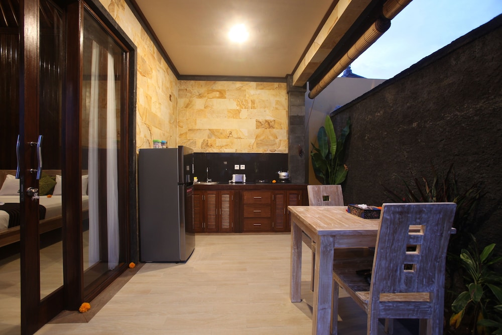 Pondok Naya 10/50