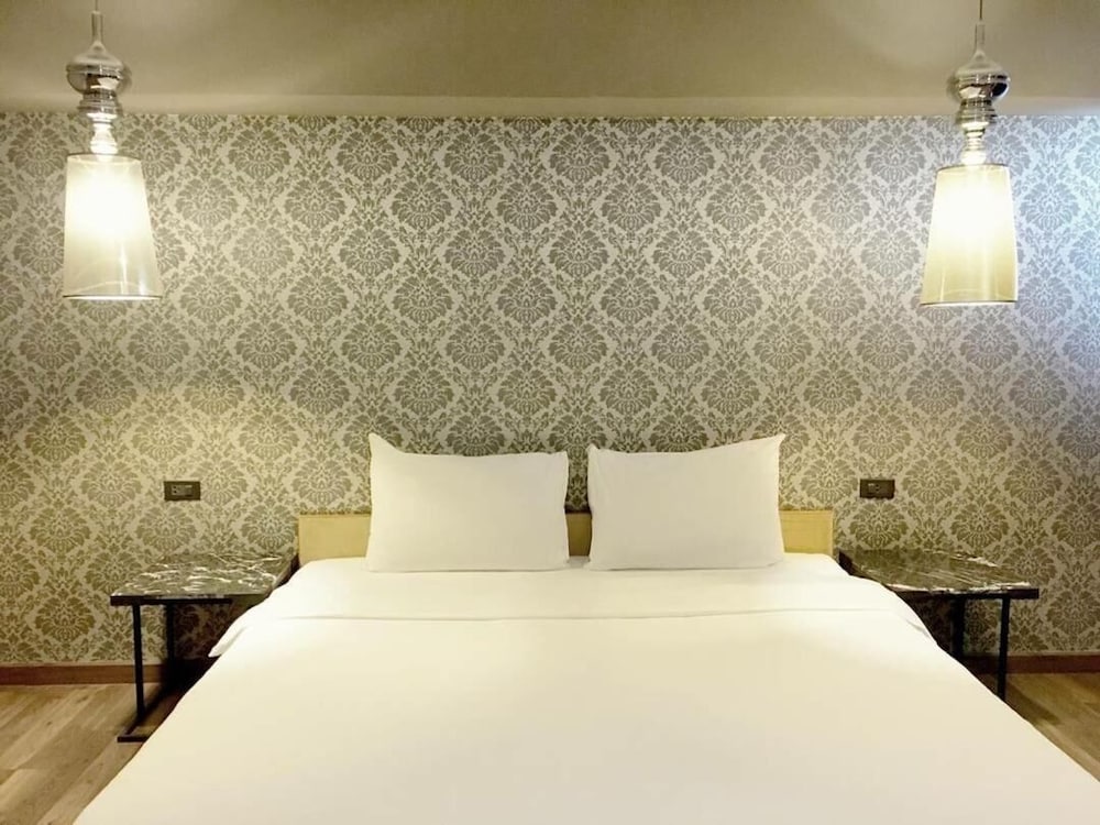 Diary Suite Hotel 50/50