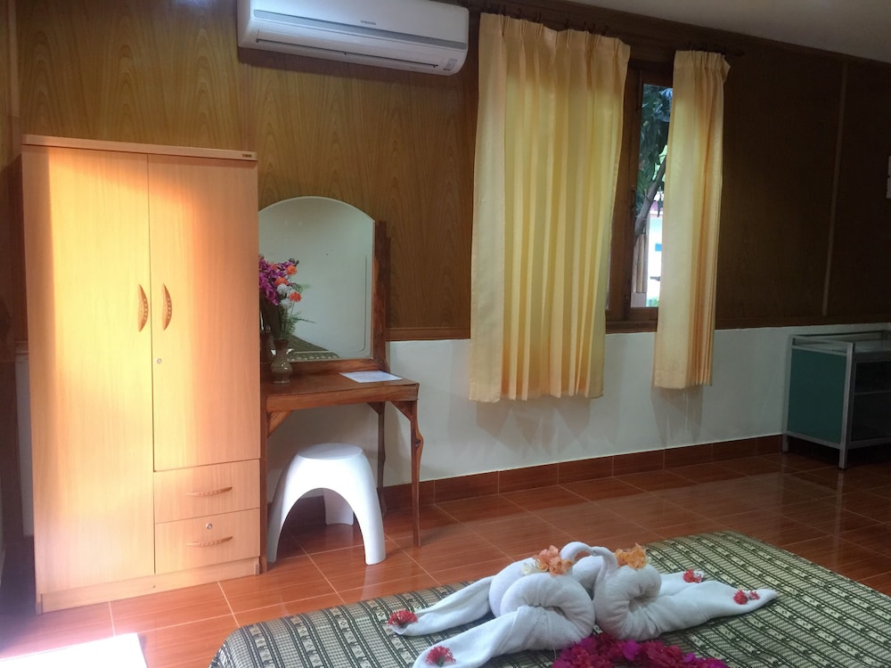 Poonsap Resort 41/62