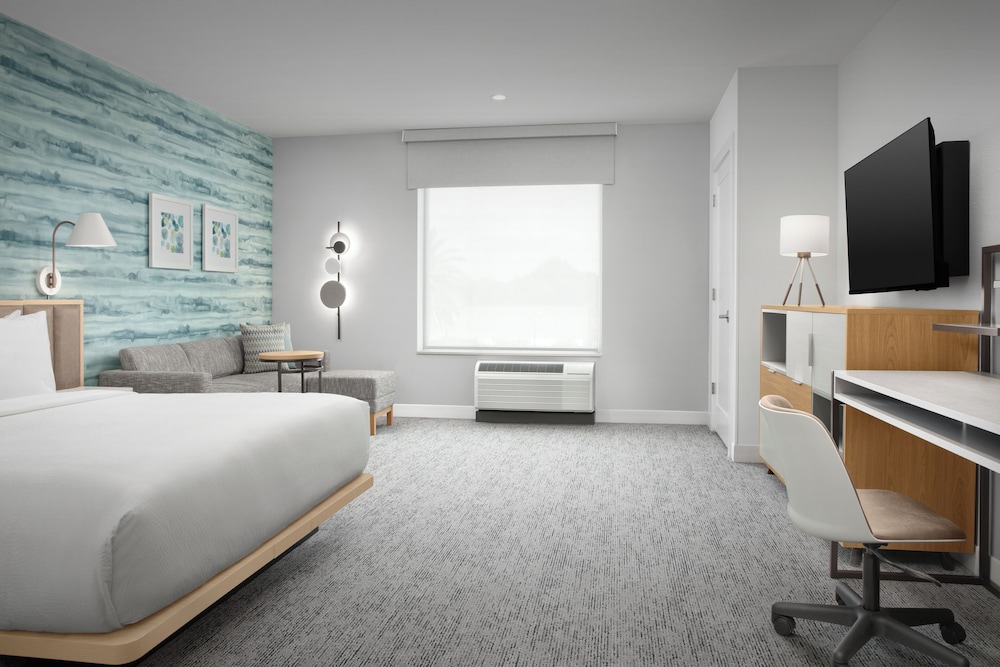 TownePlace Suites by Marriott Jacksonville Mayport 12/50