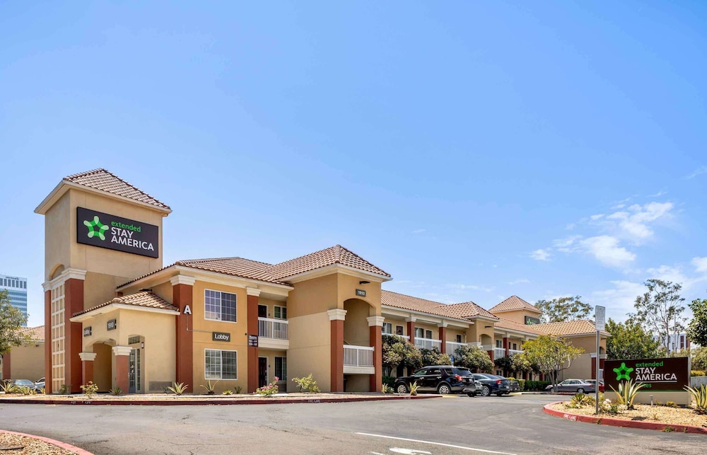Extended Stay America Suites Los Angeles LAX El Segundo 46/51