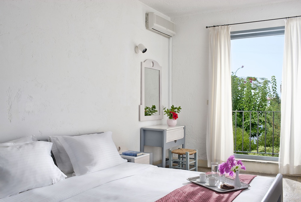 Galaxy Suites Boutique Resort 78/133