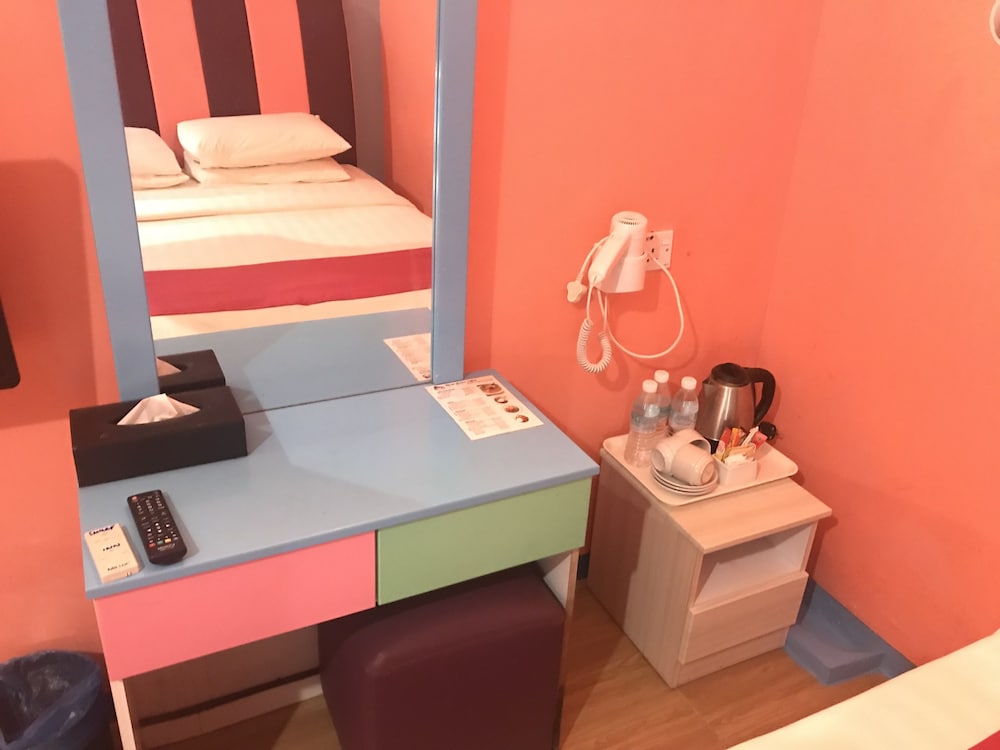 Smurf Inn Homestay 16/77