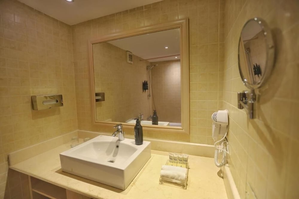 Ghazala Beach Hotel 50/50