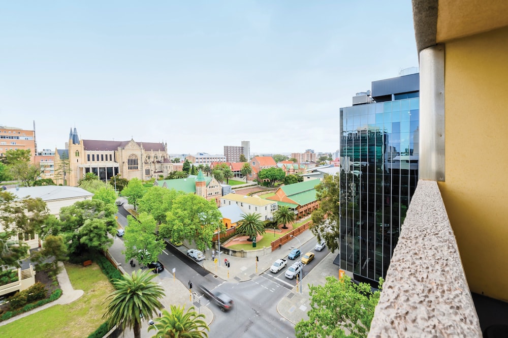 Mercure Perth on Hay 46/50