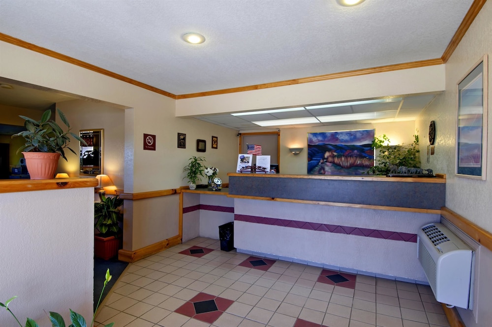 Americas Best Value Inn Garden City 10/28