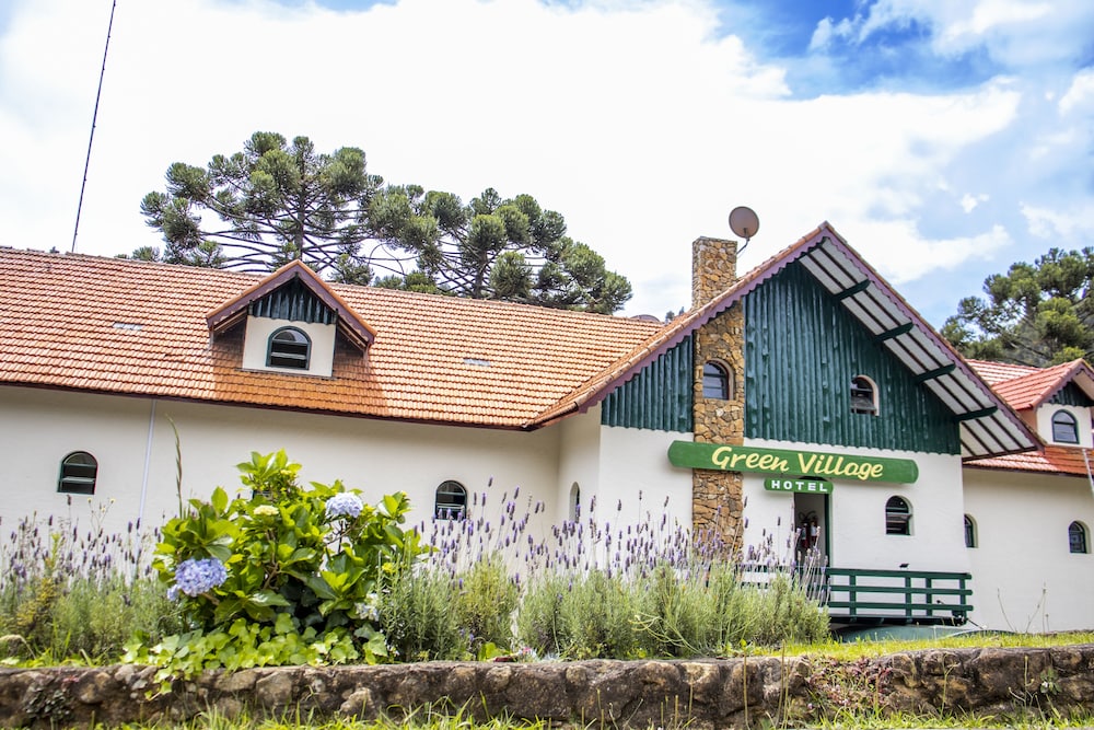 Green Village Hotel 44/50