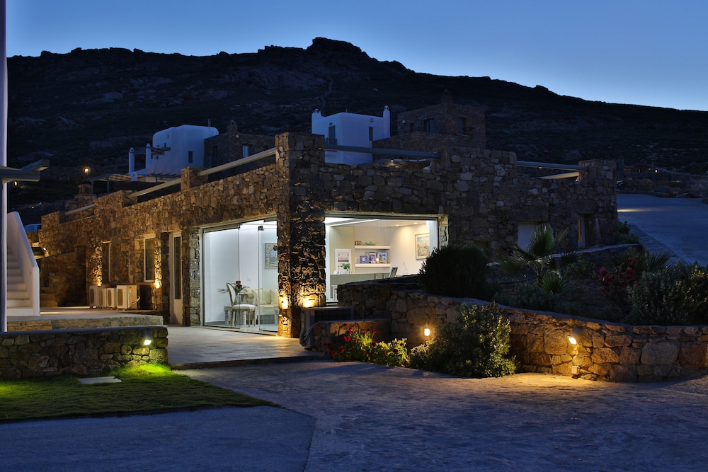 NIRIIDES LUXURY HOMES 2/50