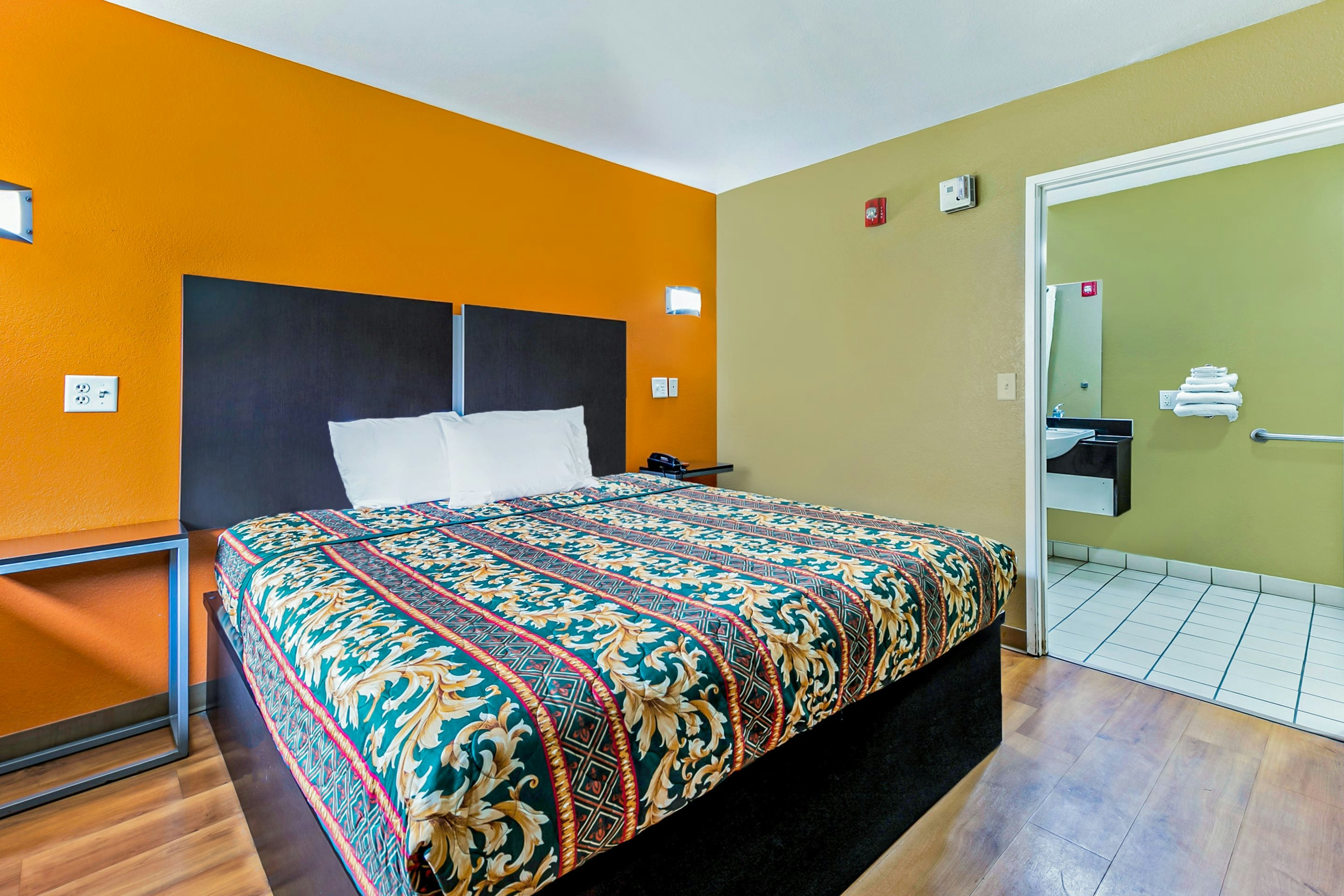 Hotel Lake Charles Hwy 10 9/28