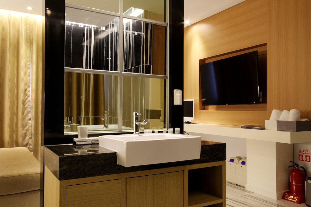 Royal Prime Hotel 46/50