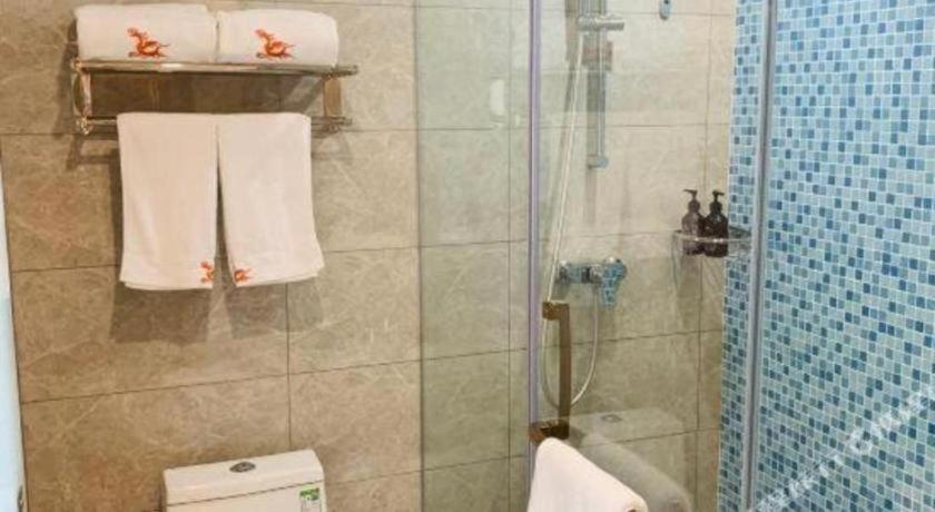 GreenTree Inn Qingdao Laixi High-speed Railway Station Shenzhen Road Express Hotel 44/47