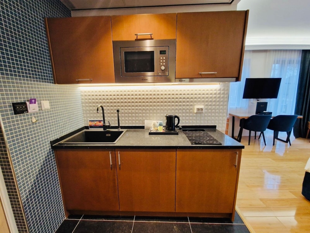 Chasse Residency Hotel 7/46