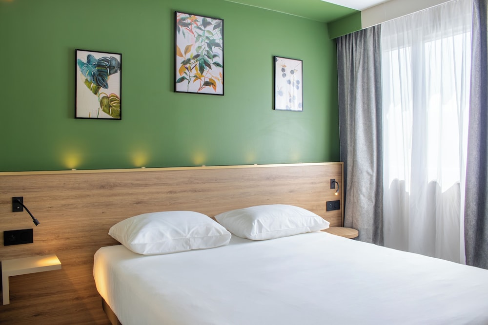 غرفة كلاسيكية بسرير مزدوج، Brit Hotel Cahors Le Valentre 3/5