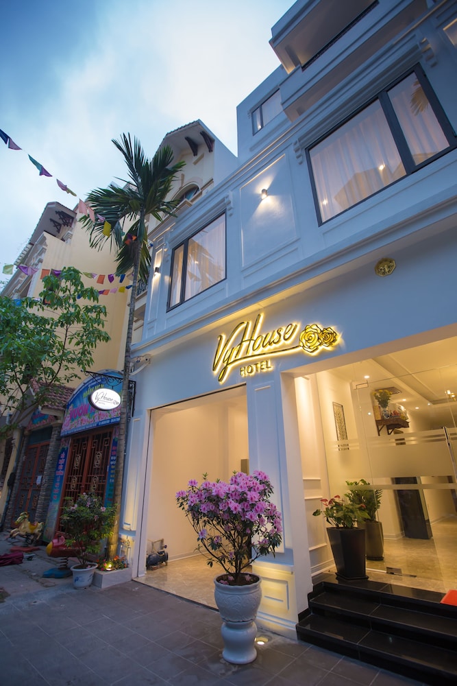Vyhouse Hanoi Hotel photo2