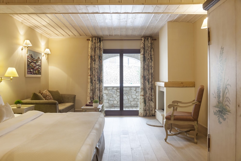 Santa Marina Arachova Resort Spa 5/21