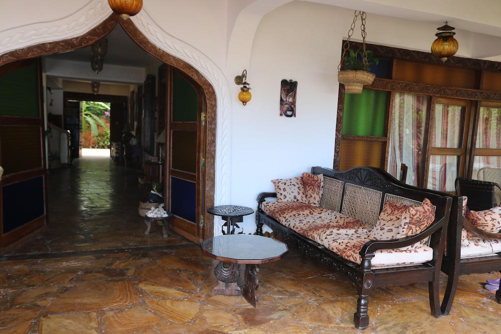 Zanzibar House 27/50