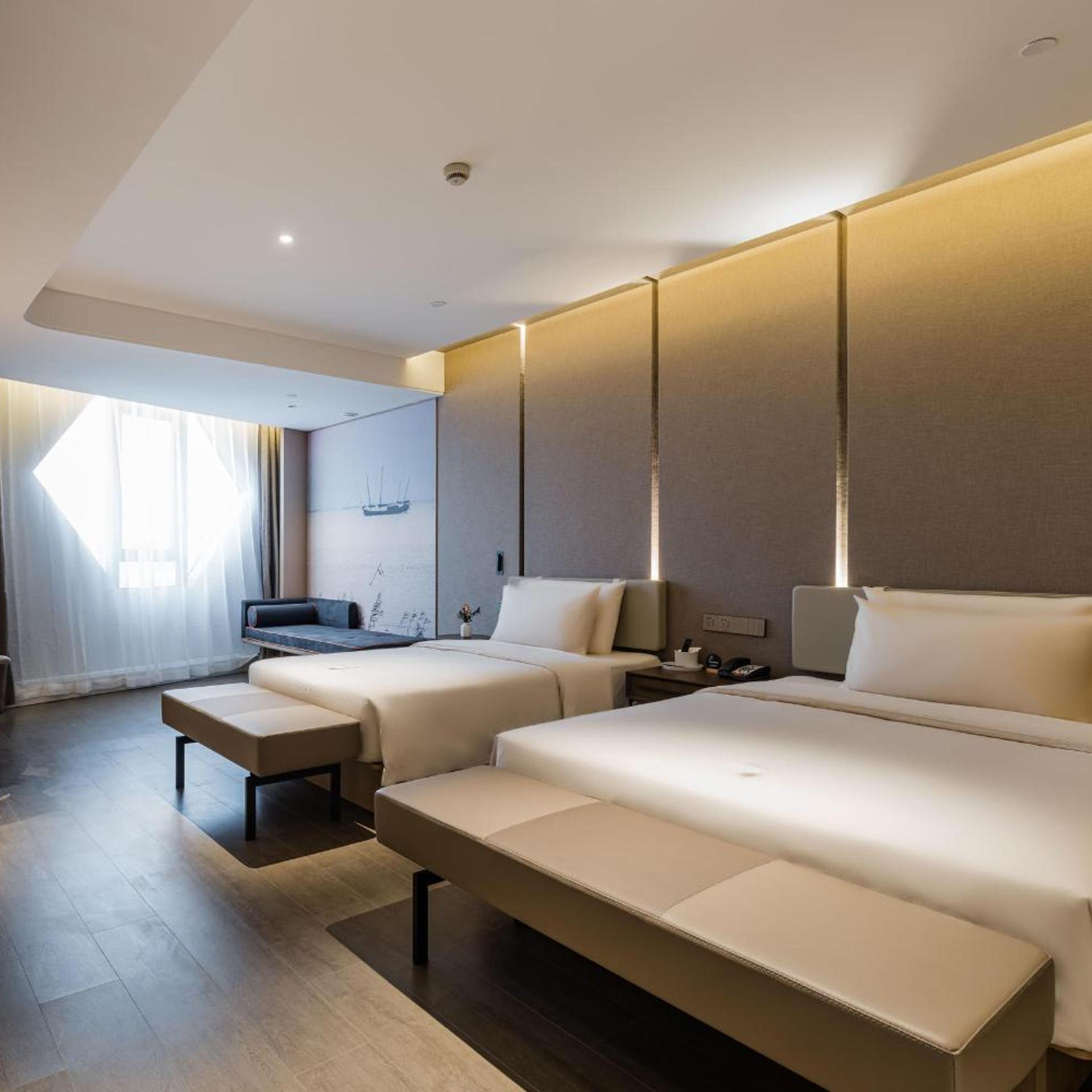 Atour Hotel (Xiangshan People's Square) 14/52