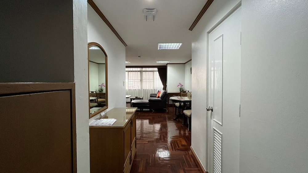 Yellow Ribbon Hills Boutique Suites 13/67