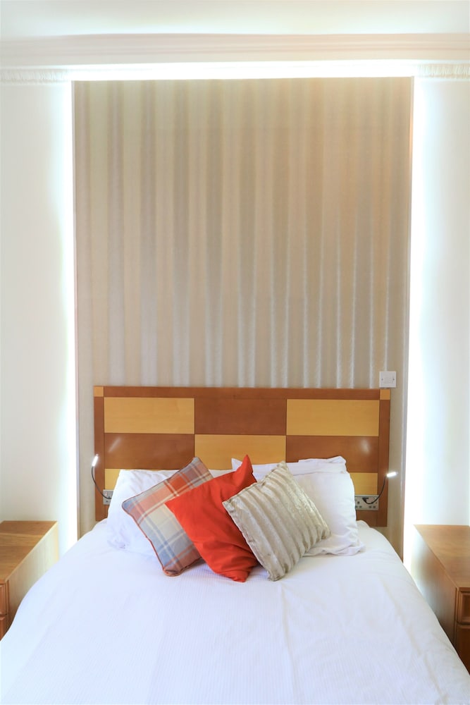 Valentine City Centre Guest House 15/50