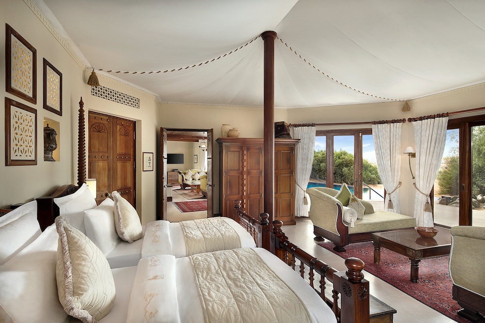 Al Maha A Luxury Collection Desert Resort & Spa Dubai 31/34